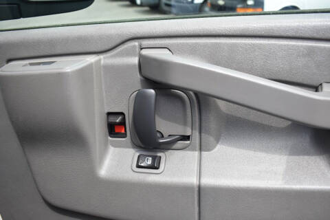 2017 GMC Savana 2500