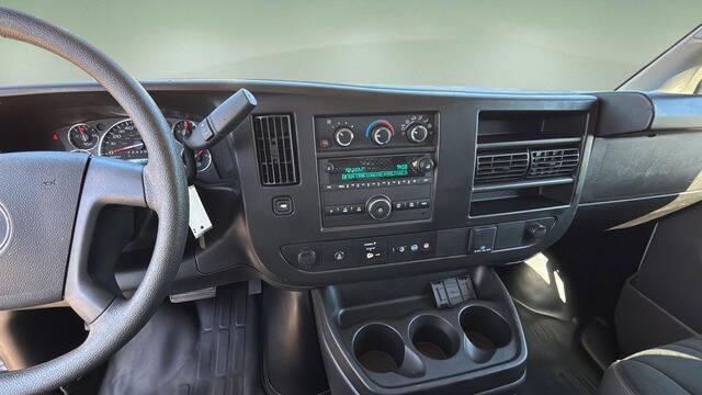2024 Chevrolet Express 2500