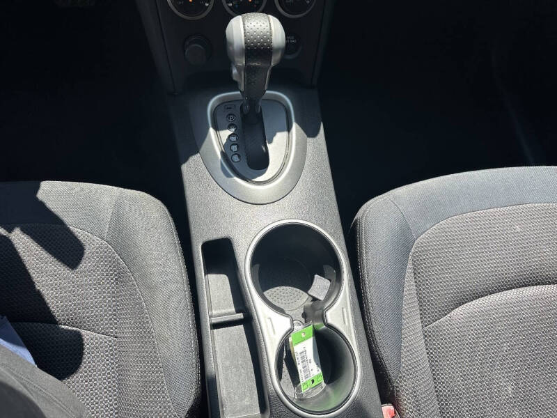 2011 Nissan Rogue SV
