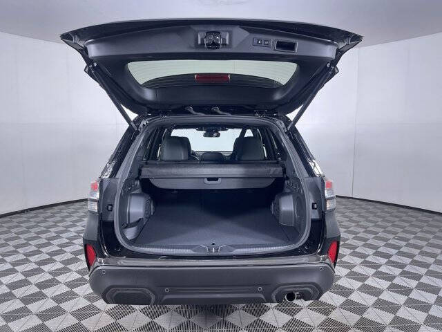 2025 Subaru Forester Limited Hybrid