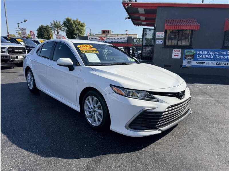 2024 Toyota Camry LE