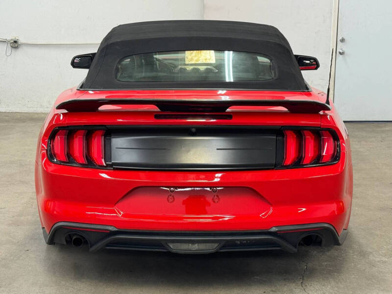 2020 Ford Mustang