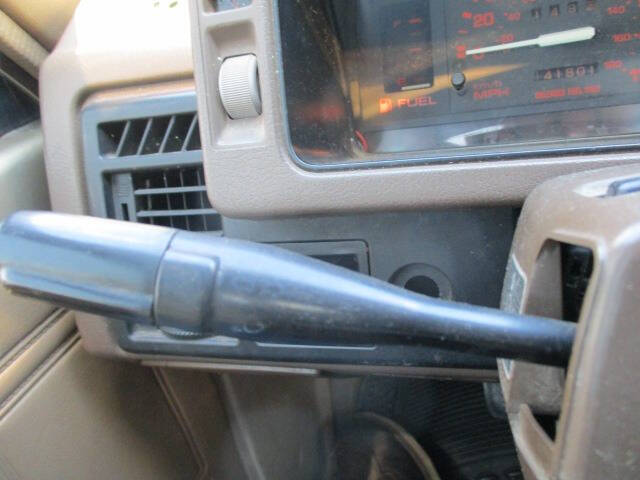 1987 Mazda B-Series B2000 LX