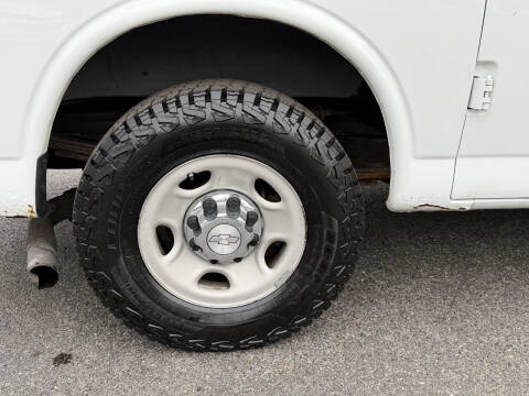 2017 Chevrolet Express 2500