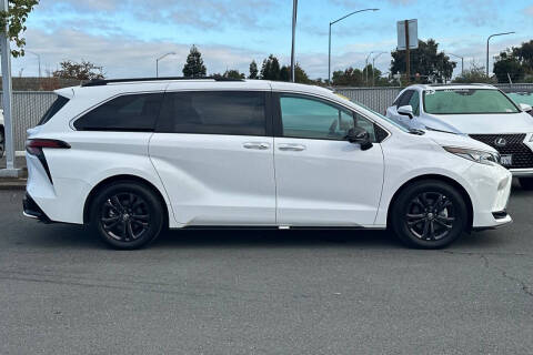 2024 Toyota Sienna XSE 7-Passenger