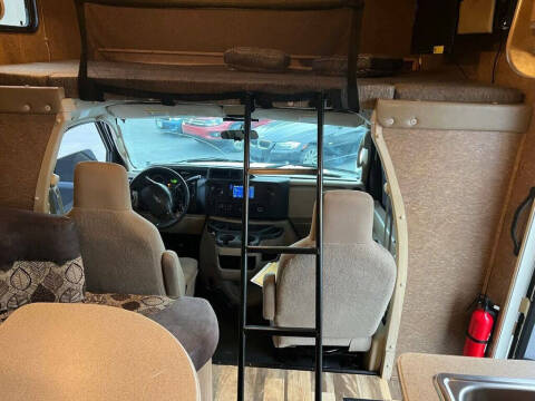 2014 Ford E-Series E-350 SD