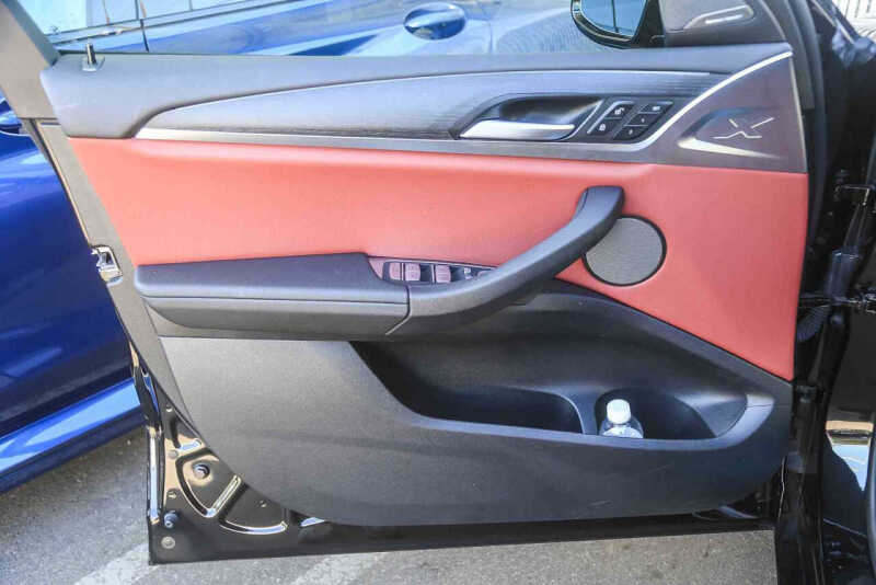 2024 BMW X4 xDrive30i