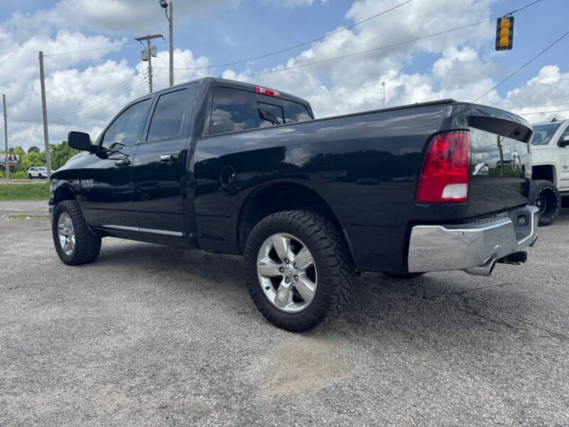 2015 RAM 1500 SLT