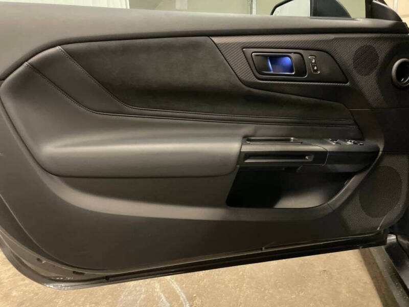 2025 Ford Mustang Dark Horse