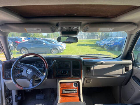2004 Cadillac Escalade EXT