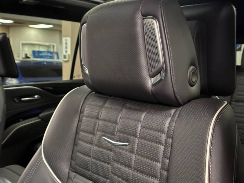 2023 Cadillac Escalade-V ESV
