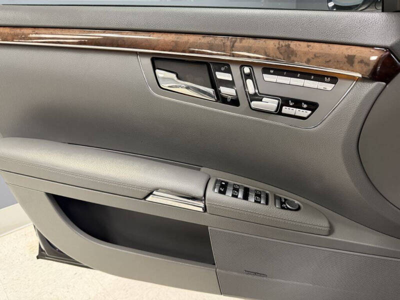 2007 Mercedes-Benz S-Class S 550