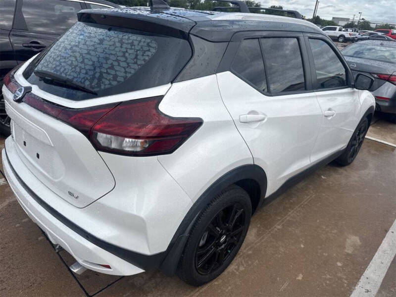 2021 Nissan Kicks SV