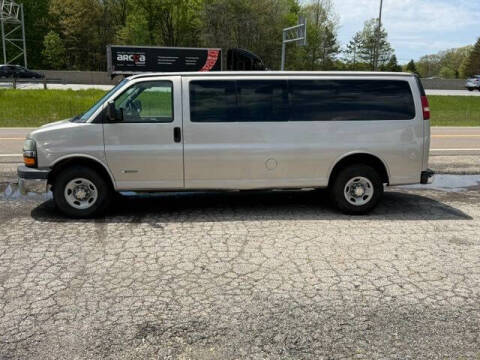 2005 Chevrolet Express 3500 LS