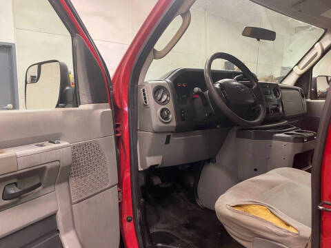 2013 Ford E-Series E-250