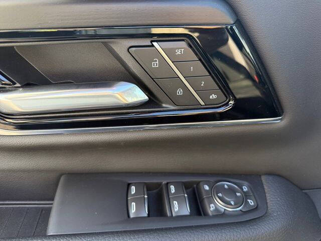 2025 GMC Yukon XL Denali