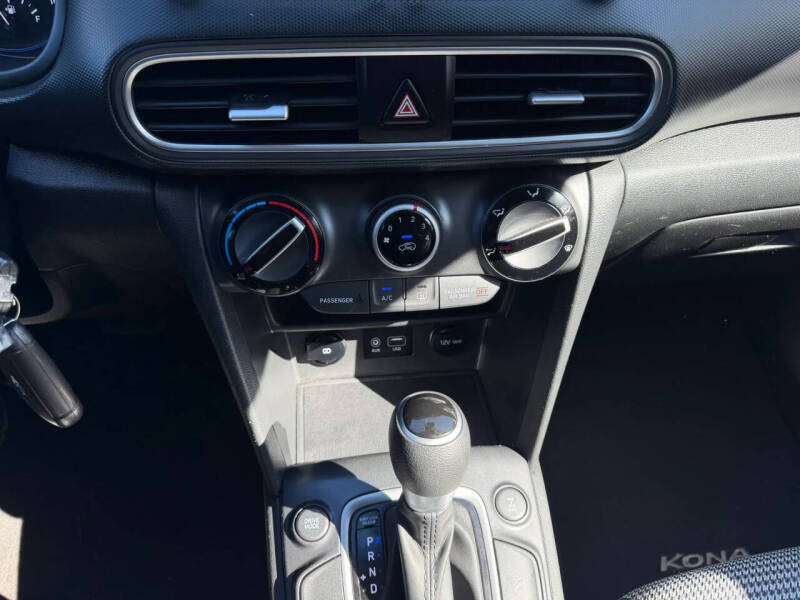 2021 Hyundai Kona SE