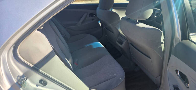 2011 Toyota Camry LE