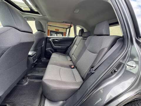 2022 Toyota RAV4 XLE