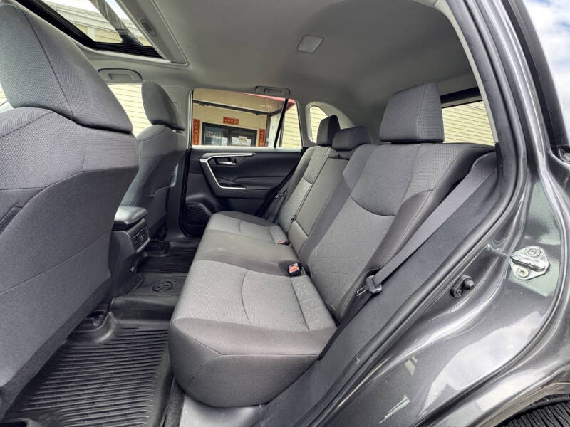 2022 Toyota RAV4 XLE