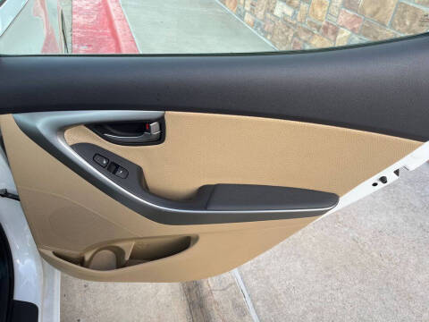 2012 Hyundai Elantra Limited