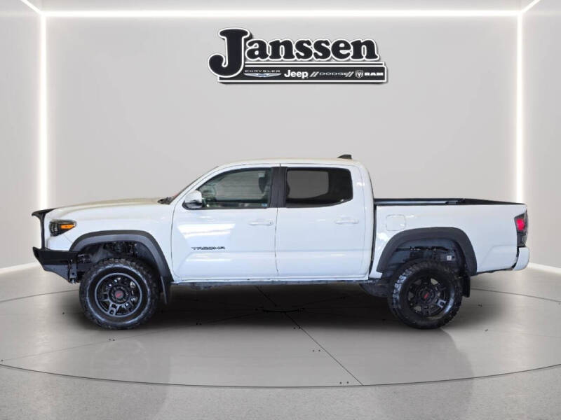 2021 Toyota Tacoma SR5 V6