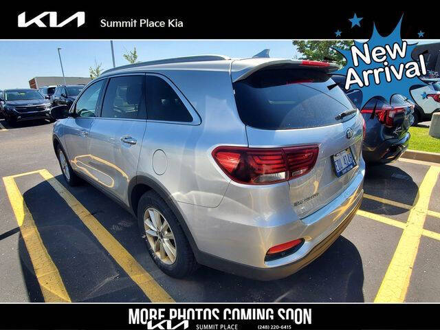 2019 Kia Sorento LX