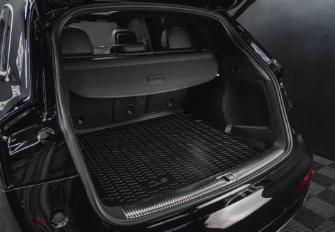 2018 Audi SQ5 3.0T quattro Premium Plus