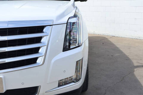 2017 Cadillac Escalade ESV Premium Luxury