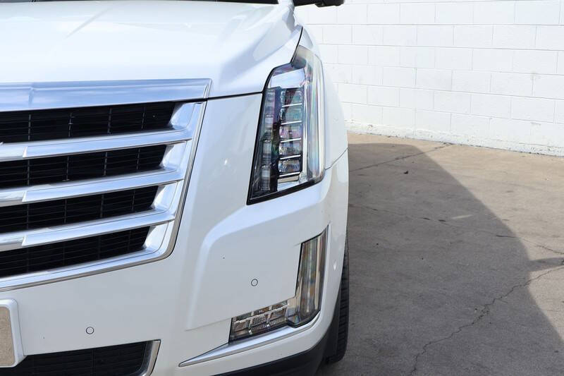 2017 Cadillac Escalade ESV Premium Luxury