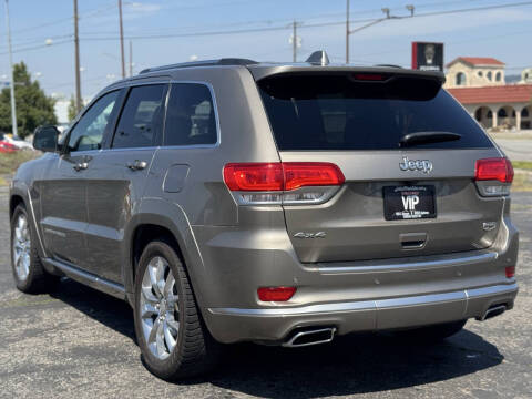 2016 Jeep Grand Cherokee Summit