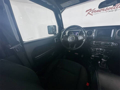 2021 Jeep Gladiator Sport