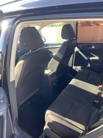 2015 Volkswagen Tiguan S