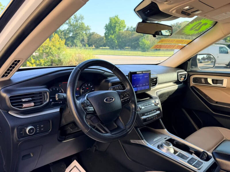 2020 Ford Explorer XLT