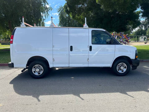 2018 Chevrolet Express 2500
