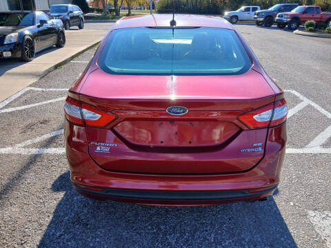 2016 Ford Fusion Hybrid SE