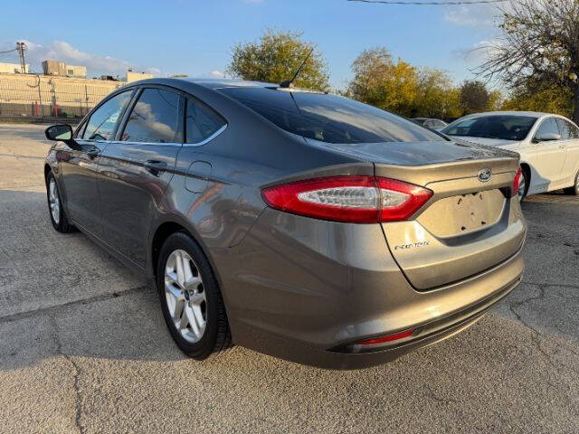 2014 Ford Fusion SE