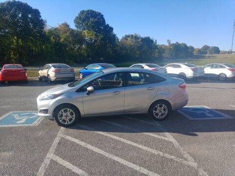 2014 Ford Fiesta for sale at DOUG'S AUTO SALES INC in Pleasant View TN