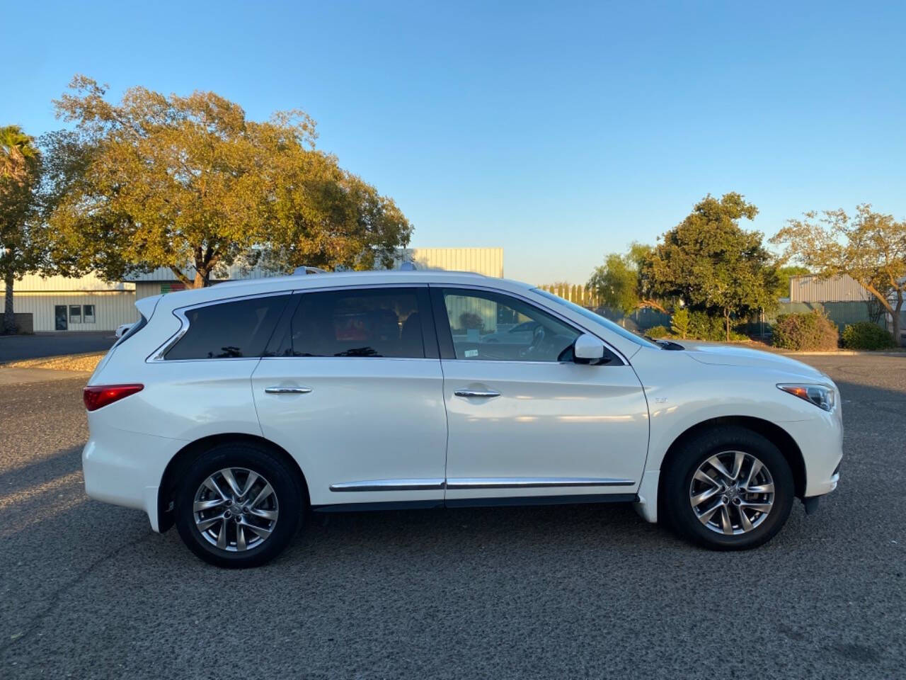 2014 INFINITI QX60 for sale at Kar Auto Sales in Tracy, CA