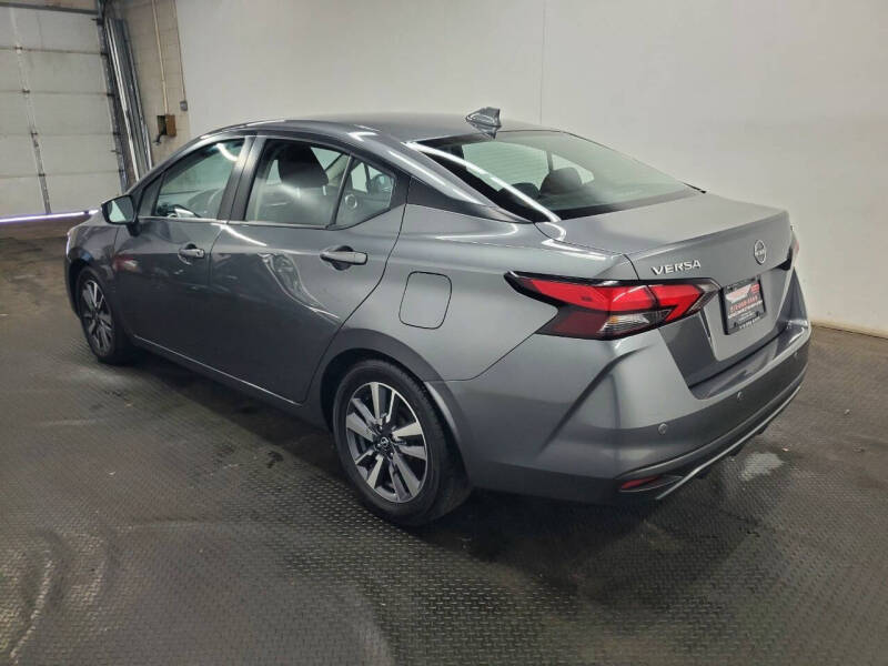 2023 Nissan Versa SV