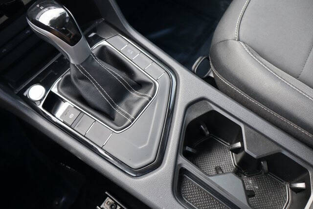 2023 Volkswagen Taos SE