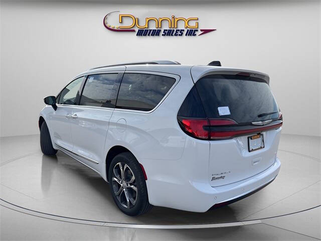 2026 Chrysler Pacifica Pinnacle