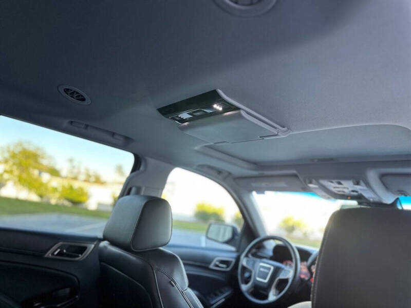 2015 GMC Yukon Denali