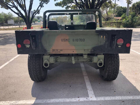2009 AM General TRUCK
