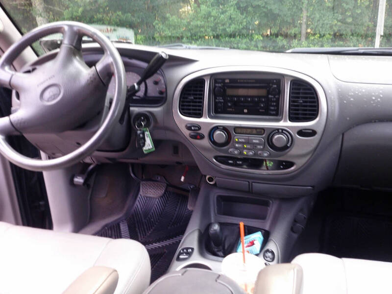 2001 Toyota Sequoia Limited