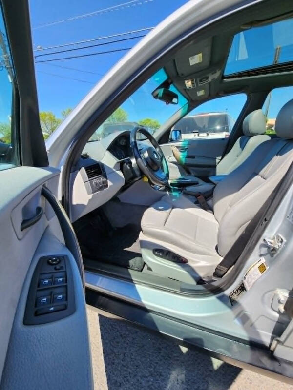 2004 BMW X3 2.5i
