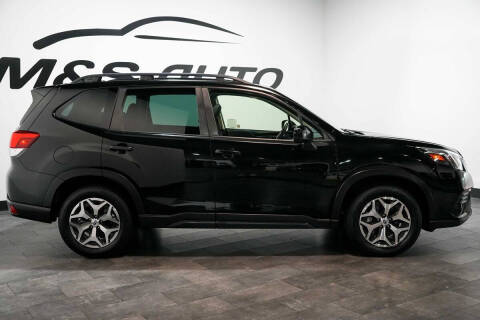 2023 Subaru Forester Premium