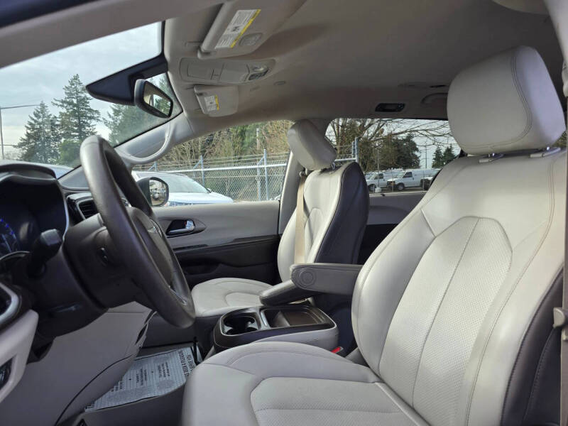 2021 Chrysler Voyager LXi