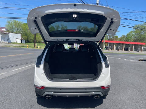 2017 Lincoln MKC Reserve