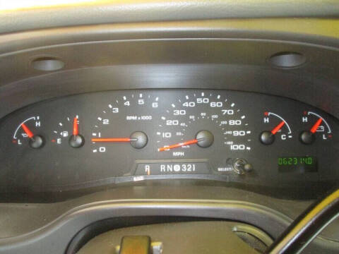 2005 Ford E-Series E-350 SD